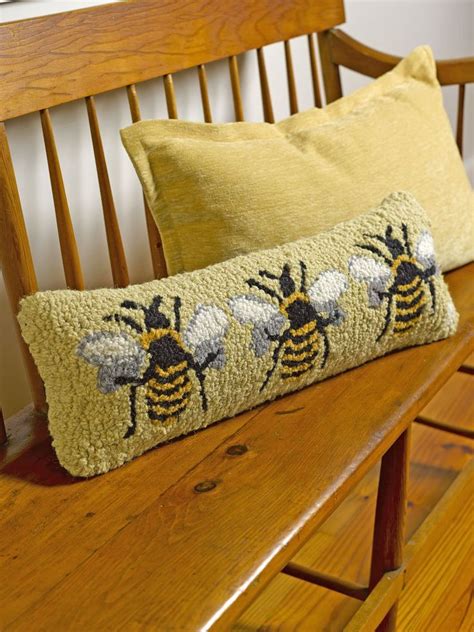 Bumblebee Pillow Hooked Wool Rug Hooking Wool Pillows