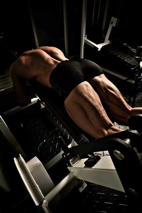 Pin By Cotie Guzman On Bodybuilding Leg Muscles Athletic Body Fitness Inspiration