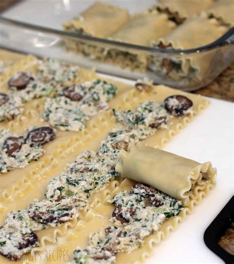 To assemble the zucchini rolls, lay out one zucchini slice on a cutting board. Mushroom, Broccoli, and Spinach Lasagna Roll-ups - Erica's ...