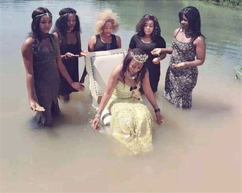 Shocking Photos Bride To Be And Friends Hold Bizarre Bridal Shower Inside A Stream The Ghana