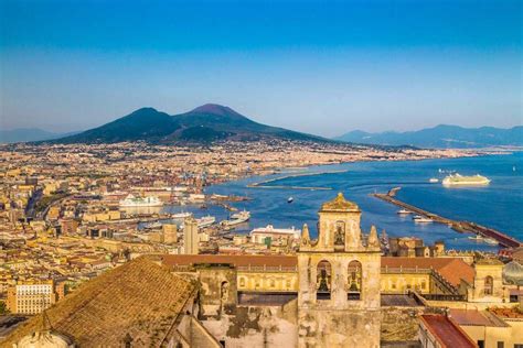 The City Of Naples And Mount Vesuvius Insight Guides Blog
