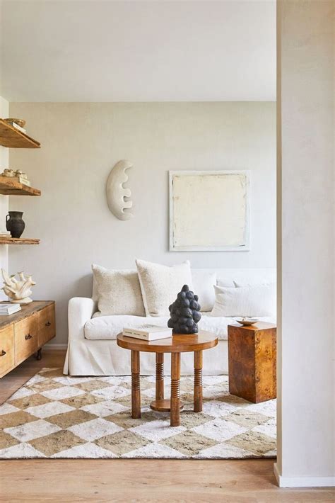 10 Off White Paint Colors That Fill A Room With Warmth Vardagsrum