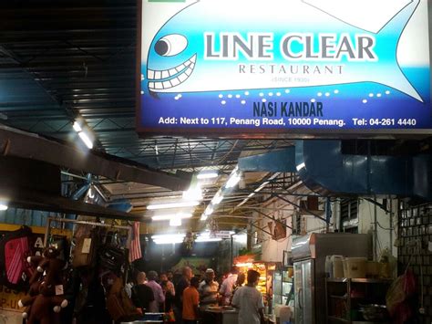 We tried line clear and deen maju besides this shop. haPpY HaPpY: Nasi kandar - Line Clear Penang Road