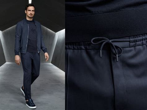 Hanyu da zidian (first edition): 德國「男模足球隊」回來了! 全體穿西裝＋小白鞋根本偶像男團 | ET Fashion | ETtoday新聞雲