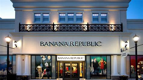 Banana Republic To Open New Valley Store But Not In A Mall Phoenix