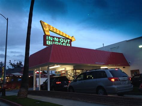 The price is very reasonable, and the food is tasty. Art and Life: In N Out Burger
