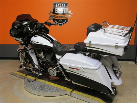 The cvotm road glide® ultra features rider footboard inserts, passenger footboard inserts, shifter pegs, a brake pedal and cover. 2012 Harley-Davidson CVO Road Glide Custom - FLTRXSE for ...