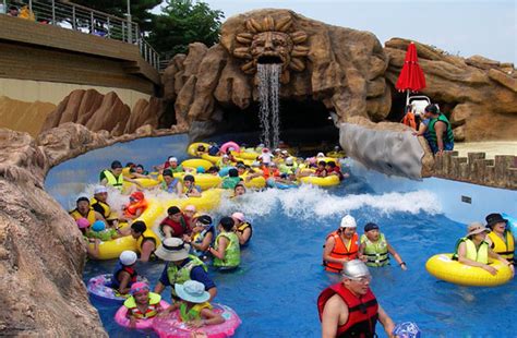 Customized Large Water Park Lazy River Water Park Amusement