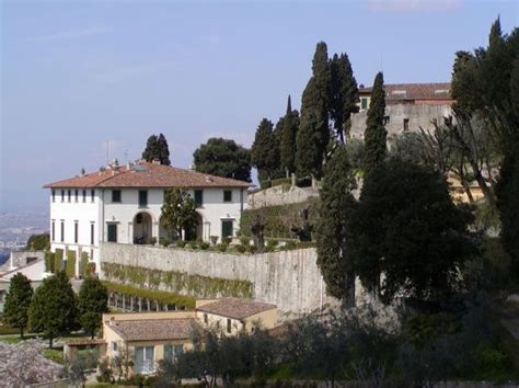 Villa Medici At Fiesole Get Back Lauretta