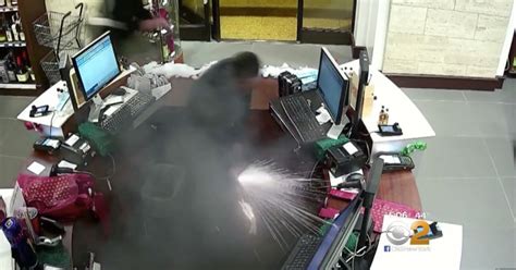 Video Shows E Cigarette Exploding In Mans Pants Like Its Fourth Of