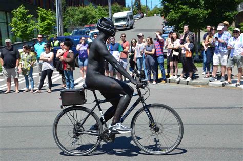 Fremont Solstice Parade Seattle Summer With A Naked Bike Ride