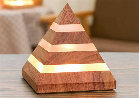 Wooden Pyramid USB Desk Lamp FeelGift