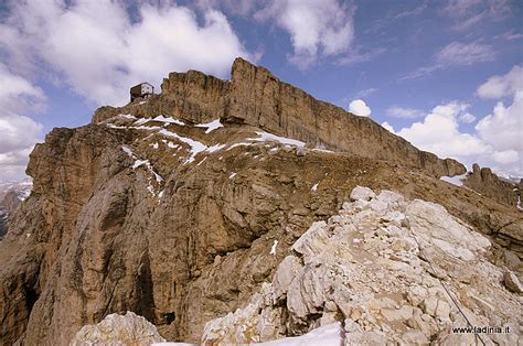 Escursione Galleria Lagazuoi A Cortina Dampezzo Ladinia Dolomiti