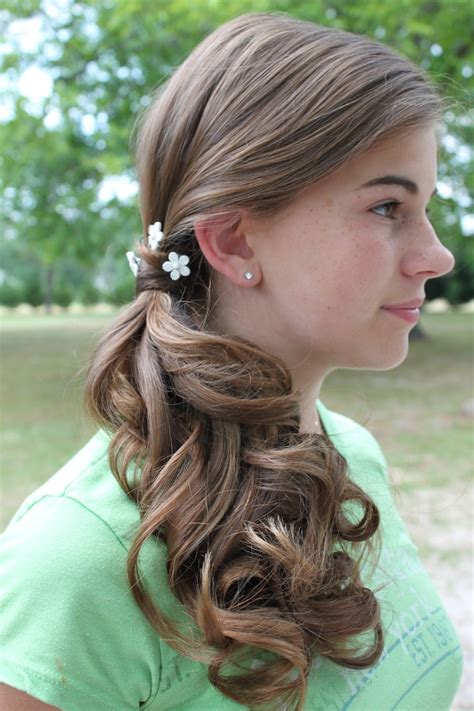 Pin By Emily Kozemchak On Wedding Curled Hairstyles
