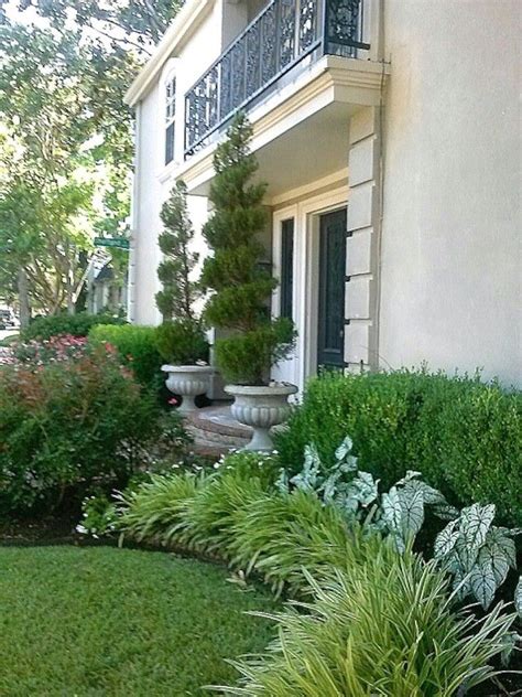Creative Landscape Ideas With Big Impact 1000 In 2020 Front Yard