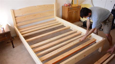 Building A Queen Size Bed From 2x4 Lumber Bed Frame Plans Diy Bed