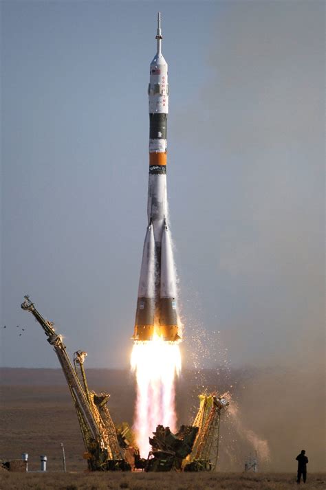 Progress Why Are Soyuz Rockets Painted With Different Colors Space