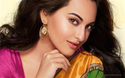 Sonakshi Sinha Wallpapers Pictures Images