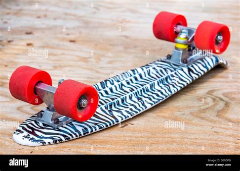 Skateboard Underside View Hi Res Stock Photography And Images Alamy