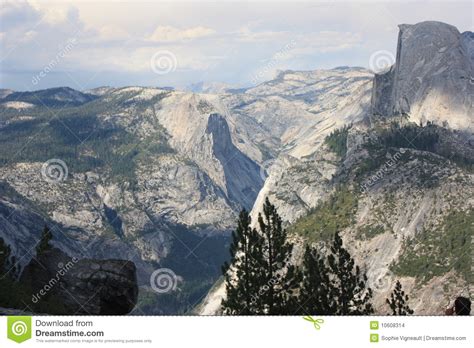 Yosemite Park Panorama Stock Photo Image Of Tourism 10608314
