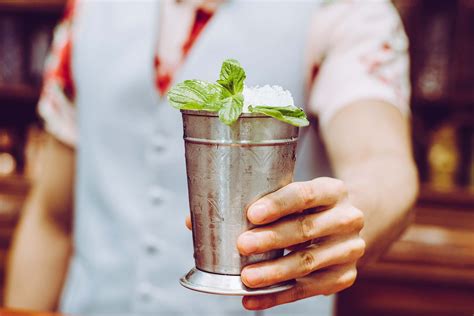 A Brief History Of The Mint Julep From Daily Medicine To An Elite Race