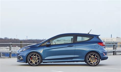 2018 Ford Fiesta St Boasts 15 Liter Turbo Three Cylinder Engine