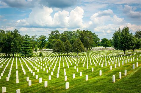 Arlington National Cemetery In Washington Dc Pay Your Respects To