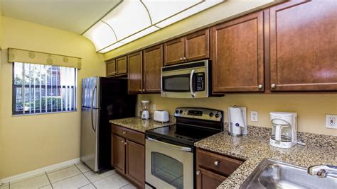 Each of the reunion resort villas locations offers a 1, 2 or 3 bedroom option giving you the space you need no matter what size your family is. 3 Bedroom Suites Orlando FL | Westgate Lakes Resort & Spa ...