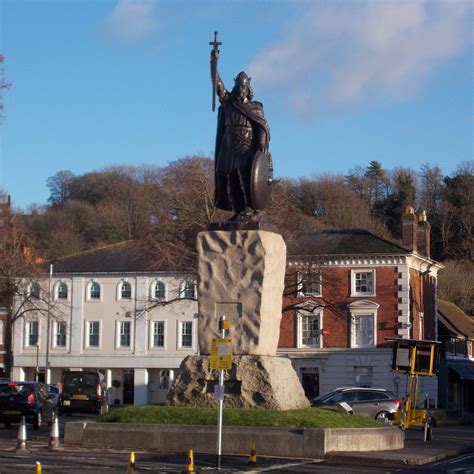 Statue Of Alfred The Great Winchester 2022 Lohnt Es Sich Mit Fotos