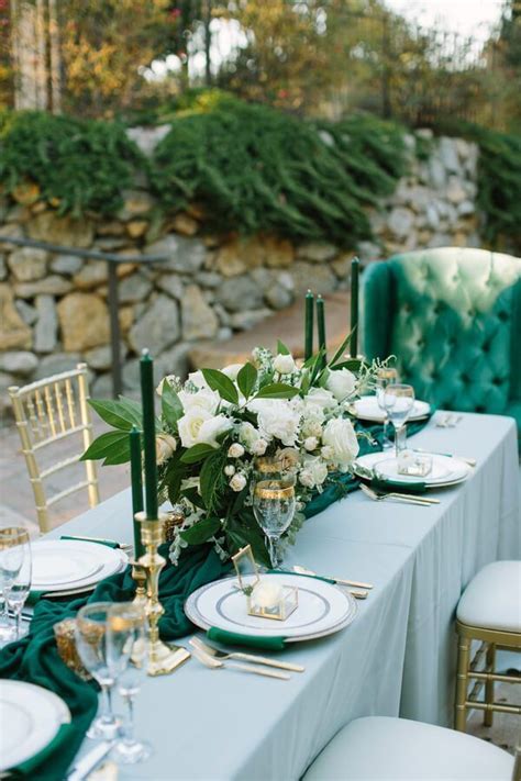 Elegant Emerald Gold Wedding Inspiration Knotsvilla Wedding Ideas