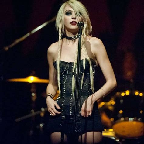 The Pretty Reckless Taylor Momsen Picture 2889 Ankh Tv