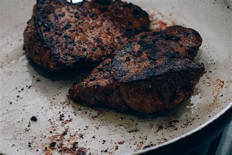 7 Tingkat Kematangan Steak Yang Enak Dan Ciri Cirinya