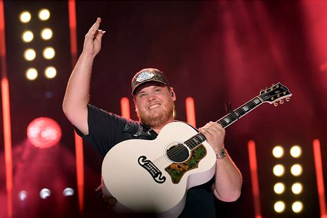 Последние твиты от luke combs (@lukecombs). Luke Combs' 'Without You' Loves on the People Who Got Him Here