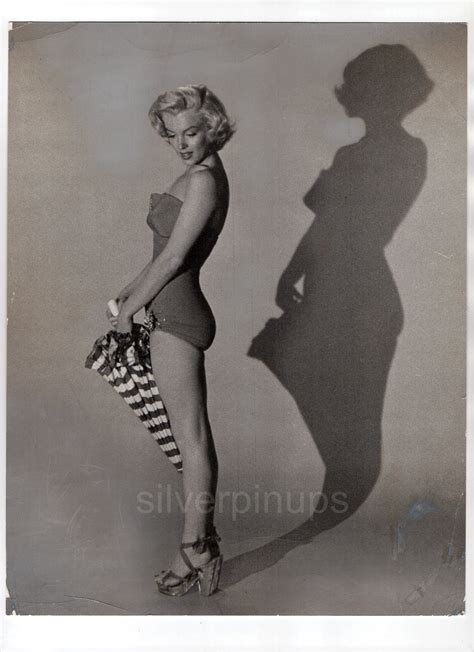 Orig Marilyn Monroe Modeling In Swimsuit Rare Pin Up Portrait By