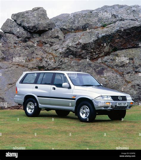 1996 Ssangyong Musso Stock Photo Alamy