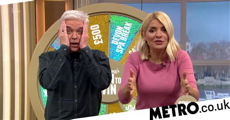 Phillip Schofield And Holly Willoughby Horrified As Doctor Walks Out On Patient Live On Air