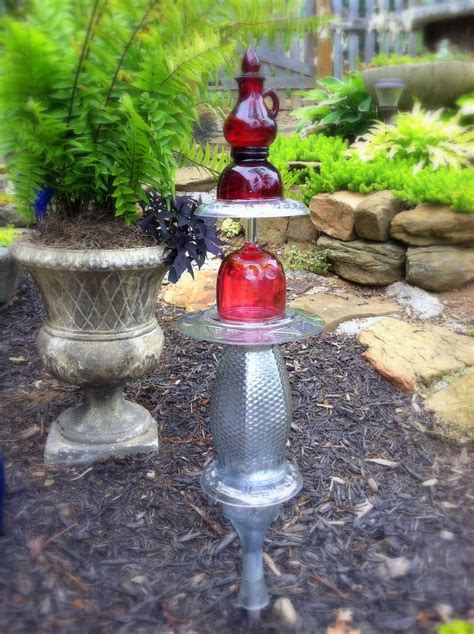 Easy 10 Diy Glass Yard Art Design Ideas For Your Garden Decor Garden