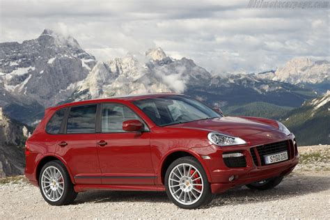The cayenne has a boot space of 645 litres while it's ground clearance is 210 mm. 2007 - 2010 Porsche Cayenne GTS - Images, Specifications ...