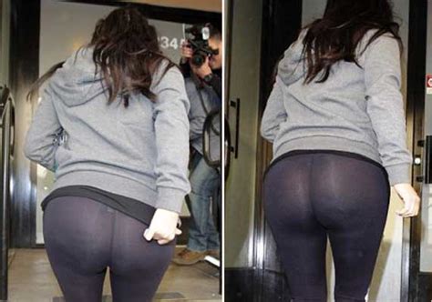 Kim Kardashian Suffers Wardrobe Malfunction Flashes Her Underwear