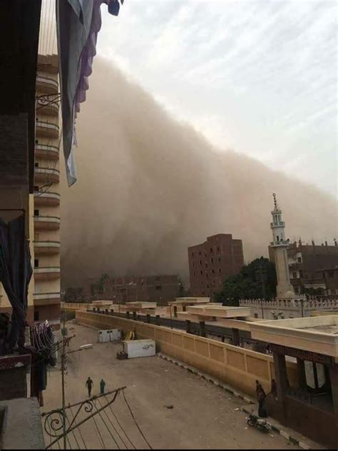 Sand Storm In Upper Egypt Egypt Ancient Egypt Around The Worlds