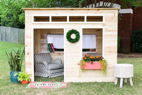 Diy Playhouse By Jen Woodhouse Diy Done Right
