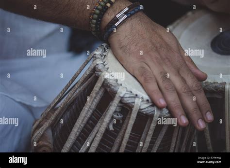 Mano Percussioni Immagini E Fotografie Stock Ad Alta Risoluzione Alamy