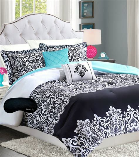 The comforter set features a playful collage of the most recognizable landmarks of paris and london, retro images and ornate lettering. Black Pinch Pleat Comforter Set - Ease Bedding with Style