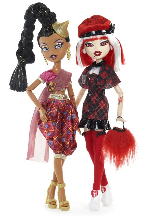 Pin By Karen Vallecillo On Mh Eah Bratz Wc And More Monster Dolls Monster High Dolls