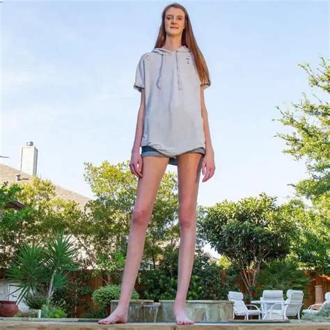maci currin 17 year old girl has world s longest female legs 9gag