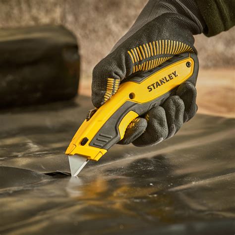 Stanley Stht10479 0 Retractable Utility Knife Toolstop