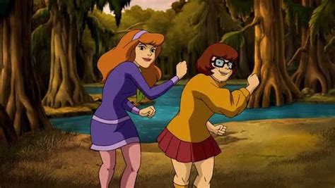 Pin By Pop Corn On Daphne X Velma Velma Dinkley Velma Disney Characters