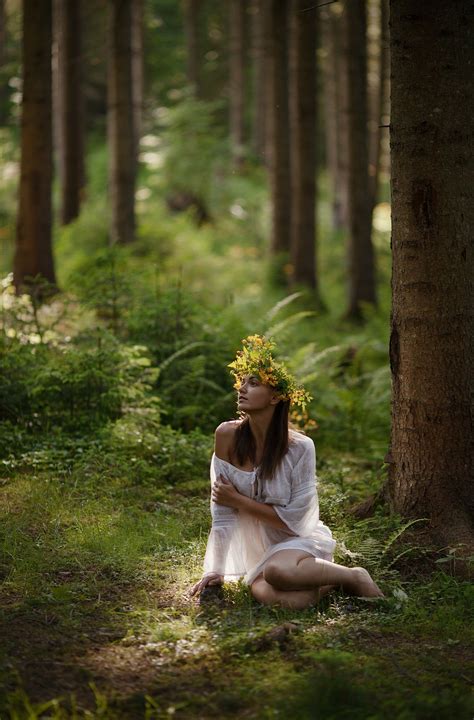 Pin By Roya Gunay On Forest Spirits Forest Photography Nature Photoshoot Forest Nymph