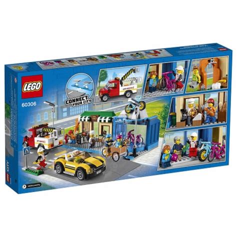 Lego City Shopping Street 533 Piece Block Building Set And Minifigs For