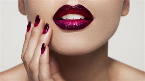How To Pull Off A Bold Lip
